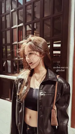 Cô đơn này cứ ghì