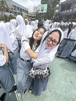 VERSI 3:4