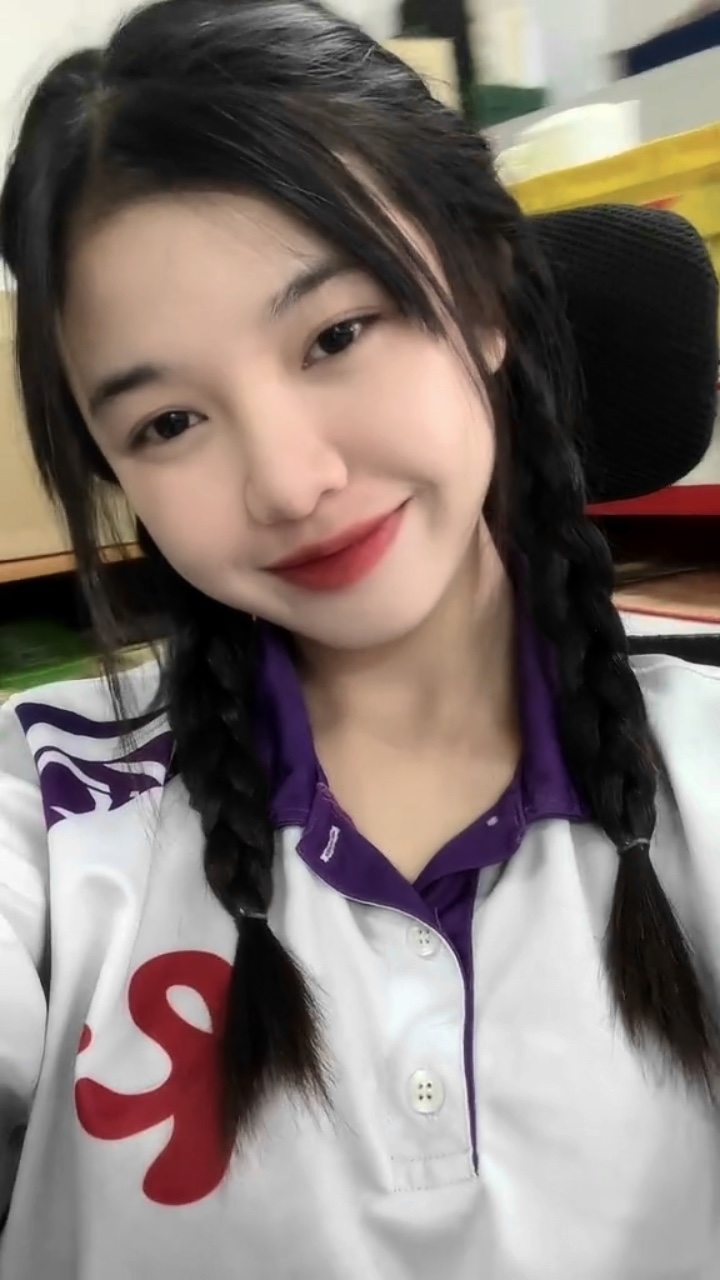 รอฉันหน่อย