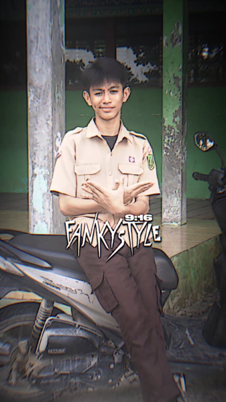 DJ KUTUKAN MANTAN 
