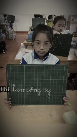 Làm công ty
