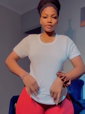 Hello mami