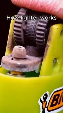 TREND JJ KUCING KISS