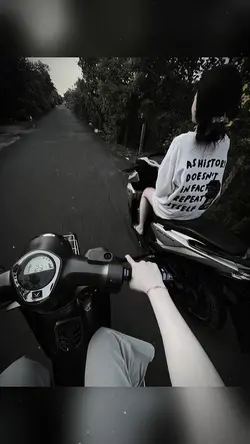 Lyric 1 Ảnh