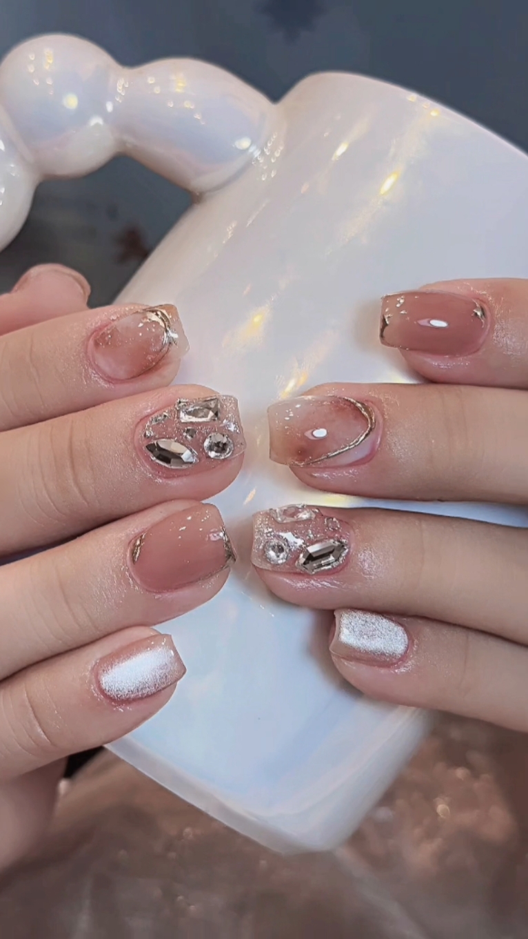 Unhas 43