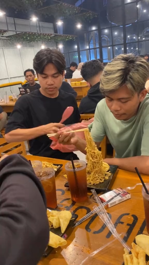 Makan Inti