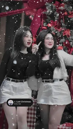 Mẫu giáng sinh