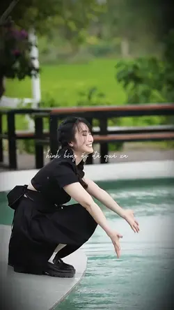 hình bóng ấy đã
