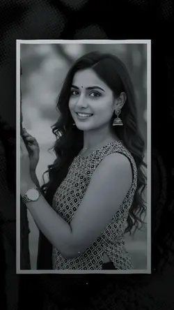 Nan paarthathile 