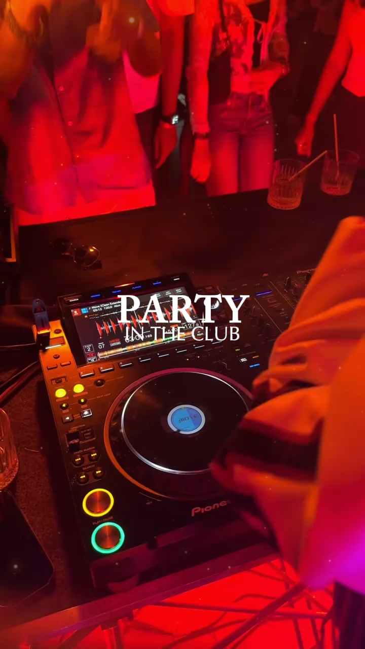 party in the club