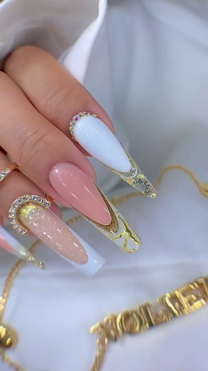 NAILS 