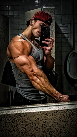 MUSCLE VIBES 