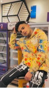 ولا يوم حبك ف قلبي 