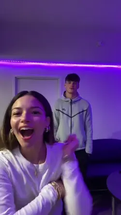 Couple slowmo