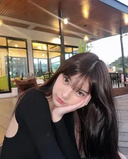 dibalik senyum 
