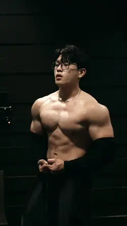 GYM GLOW UP