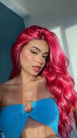 pink hair 