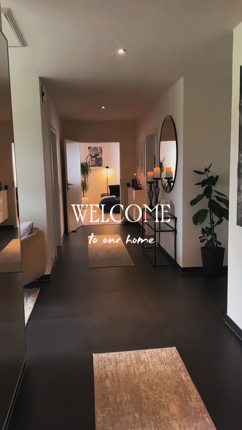 HOME TOUR