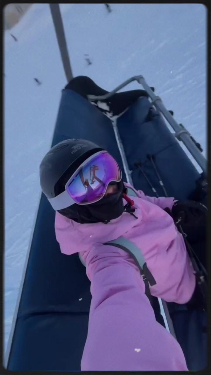 skiing