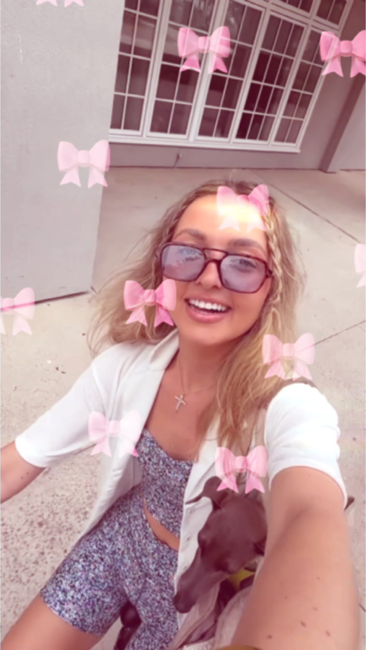 Pink bow trend