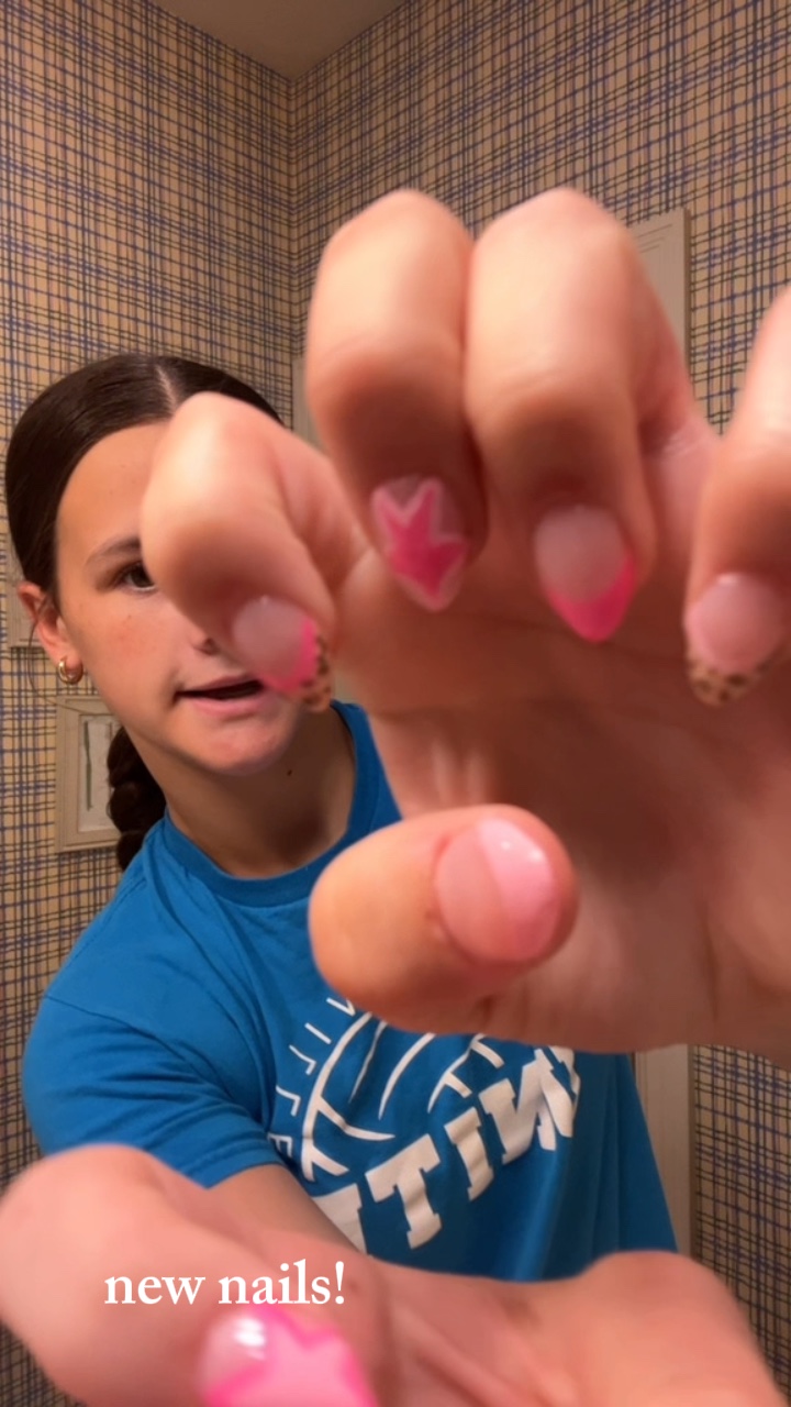 ¡Transición de uñas!