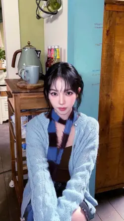 1 video 8 foto
