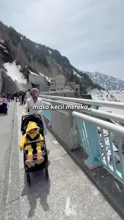 masa kecil mereka