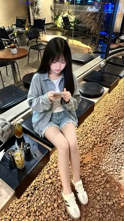 AI xinh