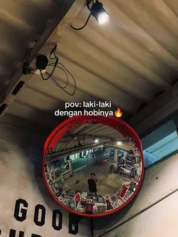 Dengan hobinya