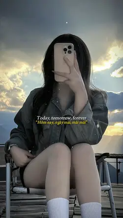 TAY TRONG TAY 