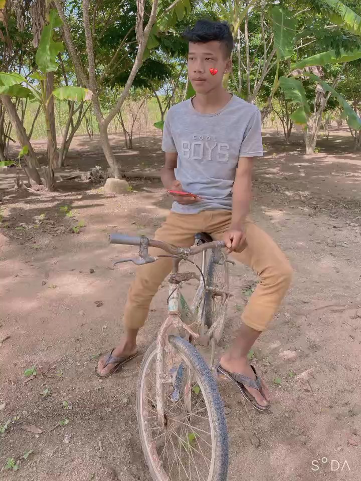 ល្អដូចអូនមិនសមស្នេហ៎