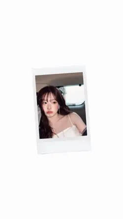 polaroid frame 
