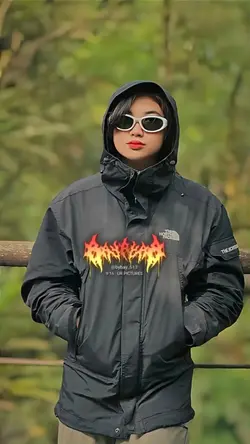 EMANG LAGI TAMPAN