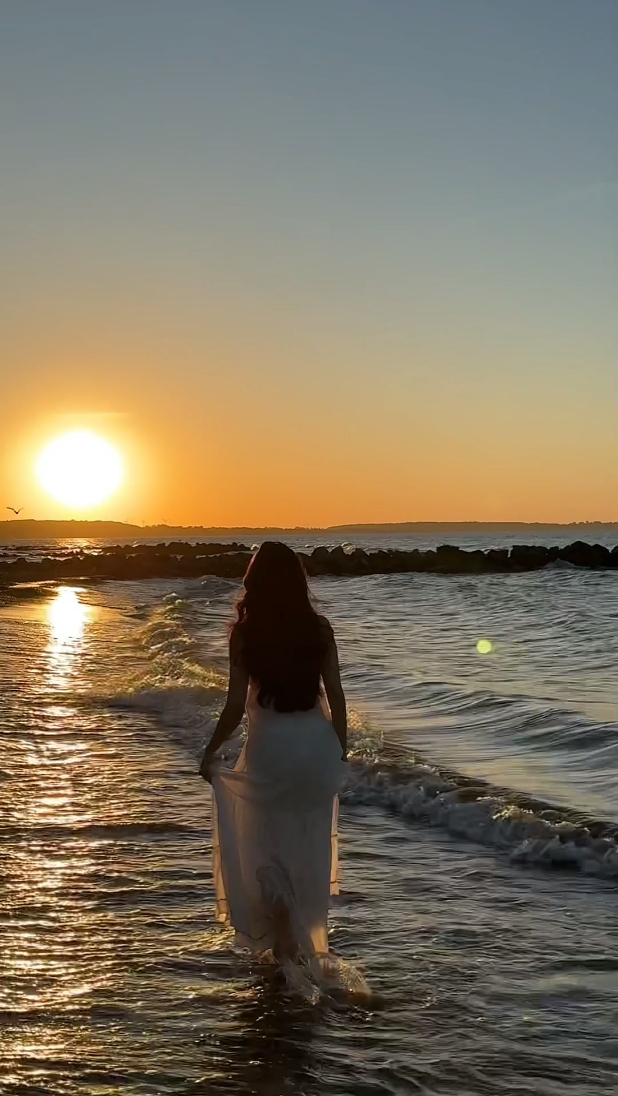 GAROTA DA CANELA 1 CLIPE
