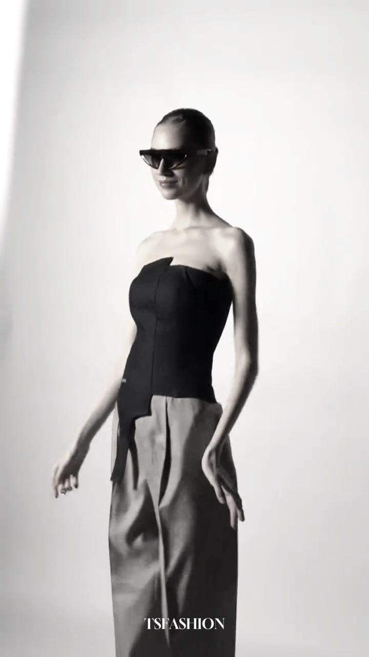 Derrière le modèle photo 