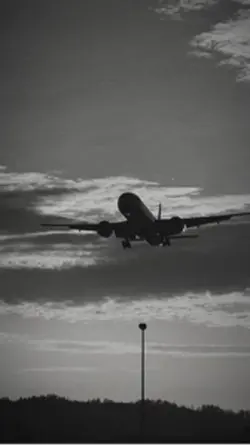 💔✈️
