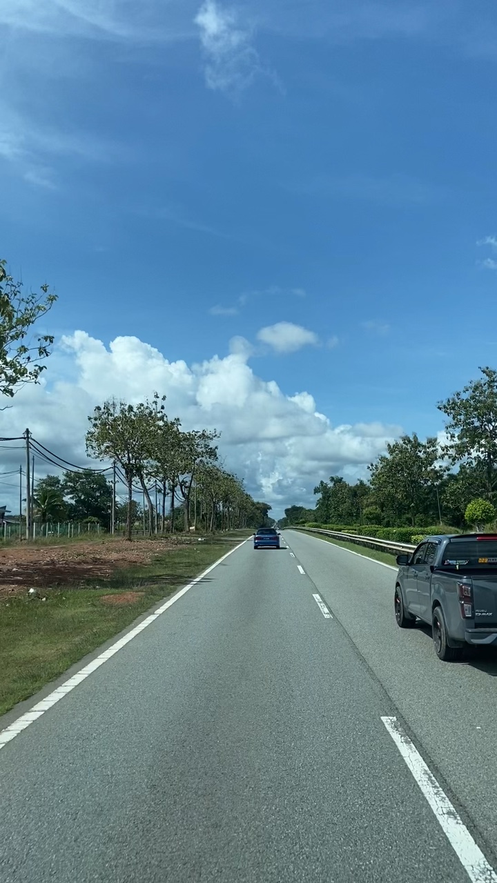 Pergi itu pasti. 
