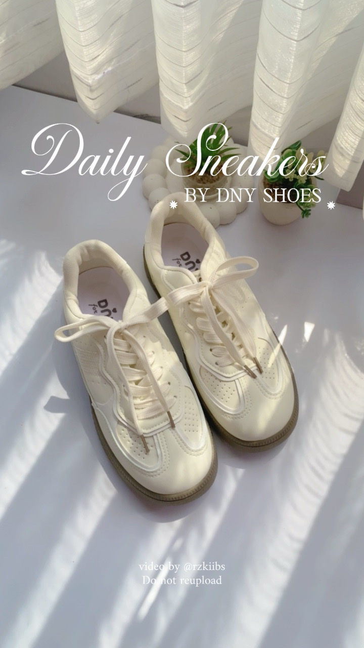 Review Sneakers