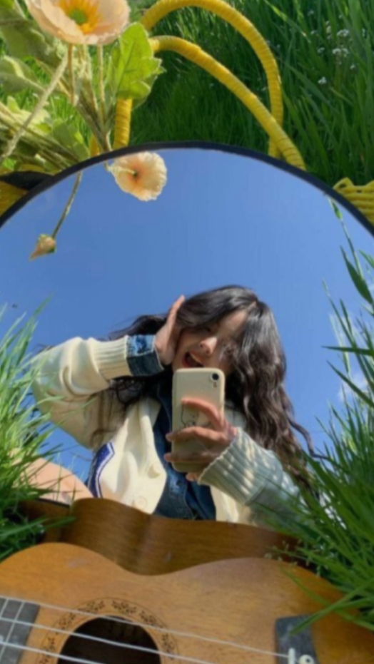 1 Video 4 na Larawan
