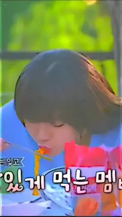 Lisa Eating Fancam