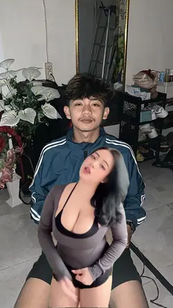 Mentahan cewe seksi