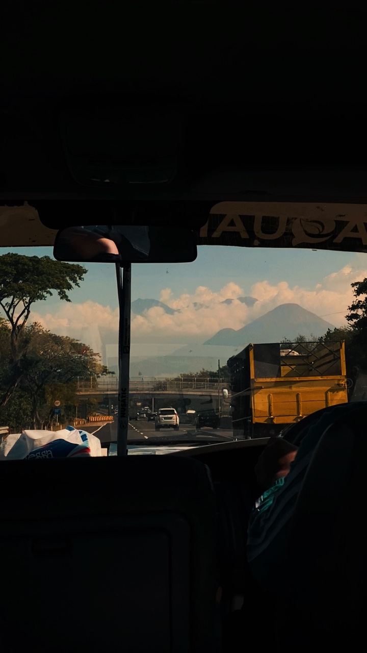 Sinematiko ng roadtrip 🎞️