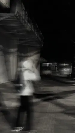 sad blurr