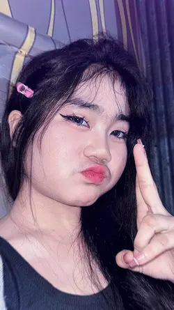 DJ curi curi pandang