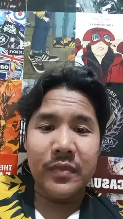 Cacing vs Naga