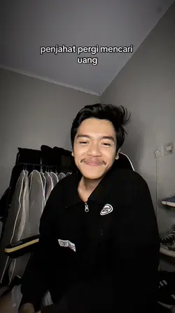 PahlawanPergiMencari