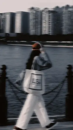 Aesthetic Blur