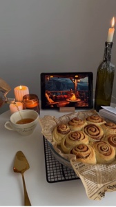 Cinnamon rolls