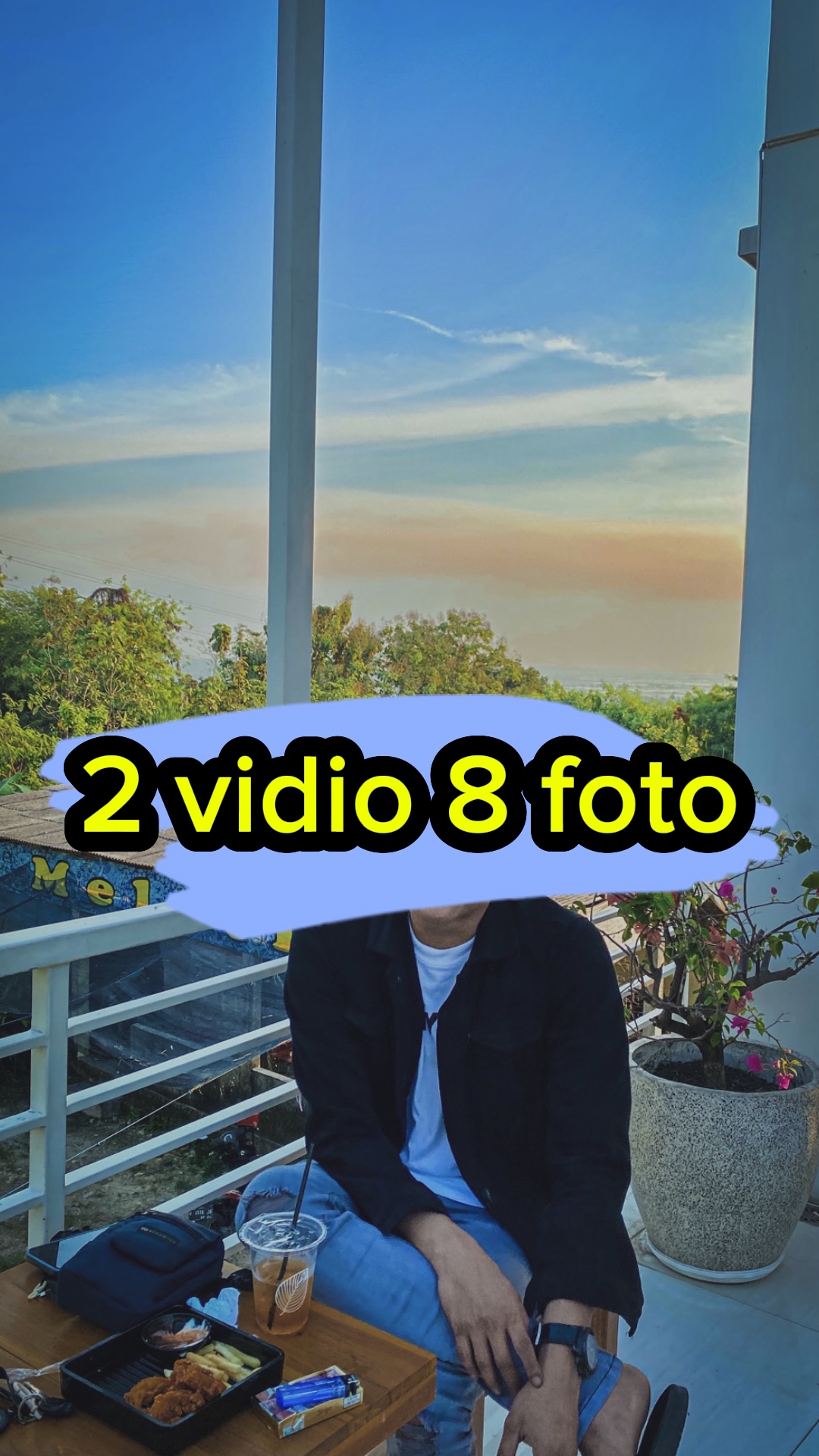 2 vidéos 8 photos
