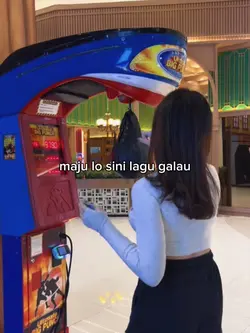 maju lo sini lagu ga